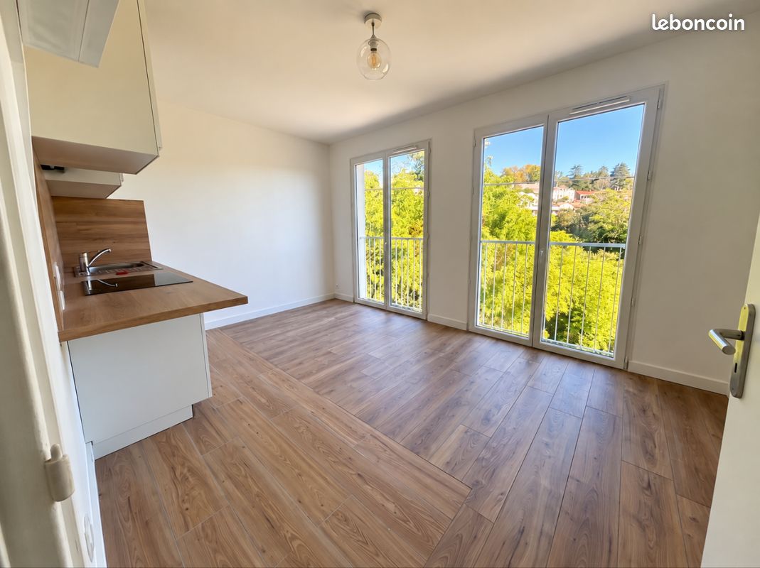 Appartement 3 pièces 50 m² · à Poitiers · 50 m² · 700 €/mois