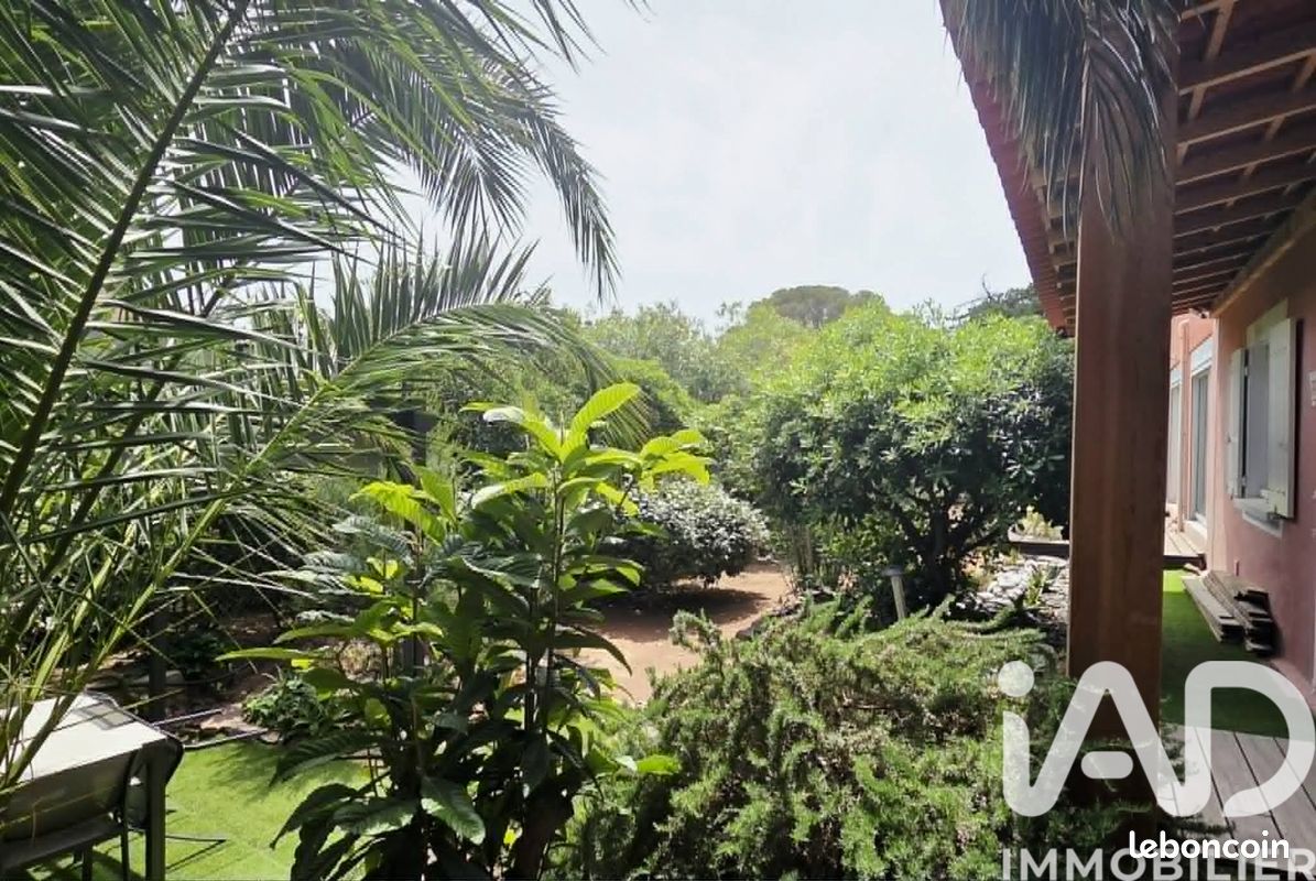 Appartement 4 pièces 104 m² · à Saint-Raphaël · 104 m² · 699 000 €