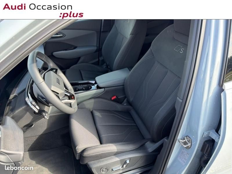 Audi Q3 1.5 e-hybrid 272ch S line S tronic 6 (image 6)