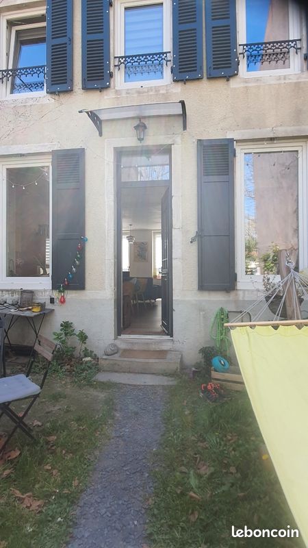 Maison 5 pièces 148 m² · à Gannat · 148 m² · 200 000 €