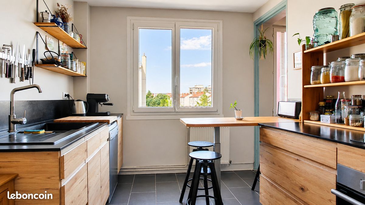 Appartement 3 pièces 70 m² · à Villeurbanne · 70 m² · 219 000 €