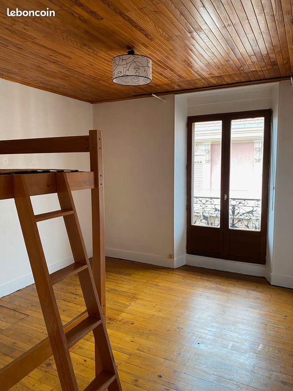 Appartement 2 pièces 32 m² · à Grenoble · 32 m² · 480 €