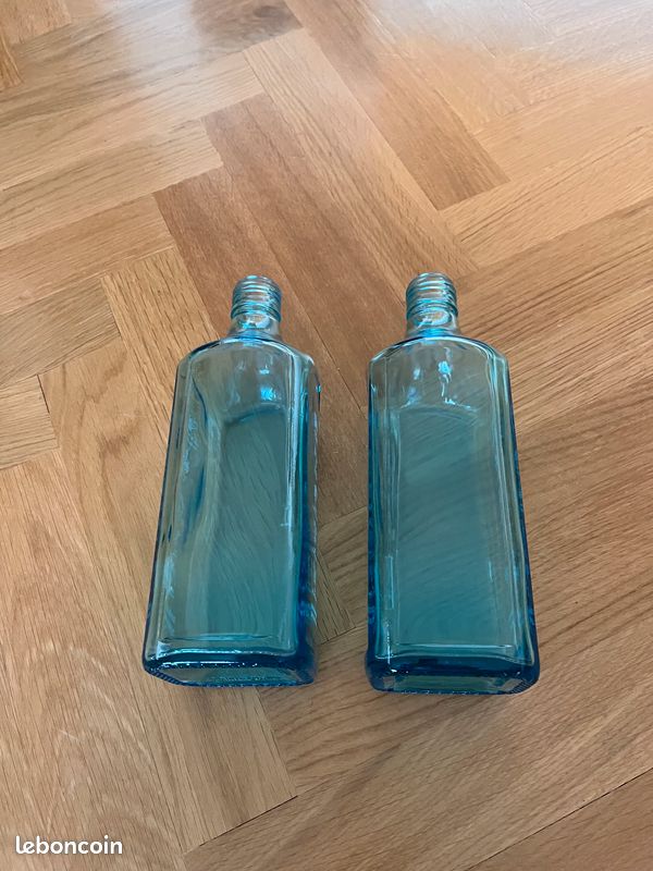 Lot 2 Bouteilles vides Gin Bombay Sapphire, 70cl - Mariage, Banquet, Bar, Soirée privée, Décoration, Vitrine; Carafe & Pichet Restaurant; Photophore (image 8)