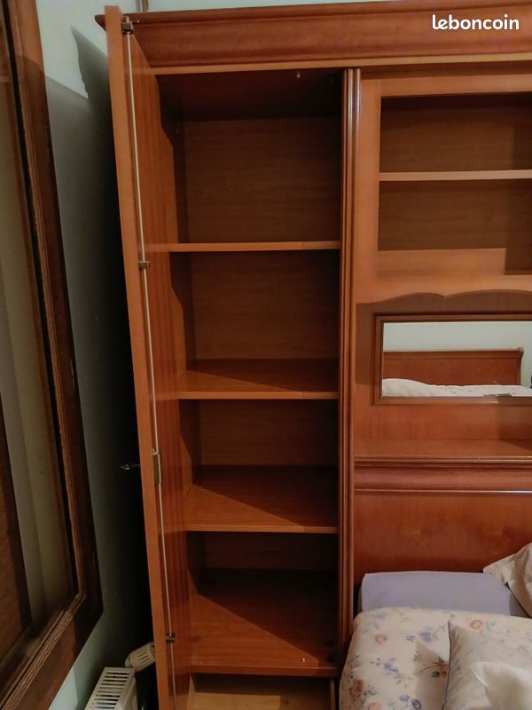 Belle armoire pont grande capacité de rangement EXCELLENT ÉTAT (image 4)