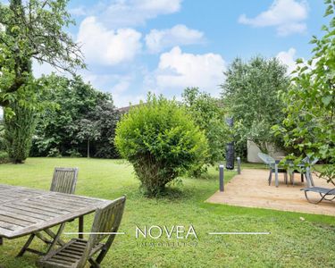 Maison 800 000 € - 198 m²