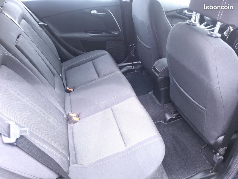 Fiat TIPO 1.3 MULTIJET 95CH EASY S/S 5P (image 9)