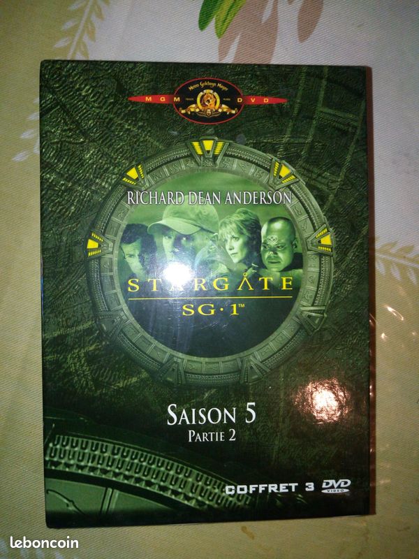 Stargate SG. 1 Saison 5 Partie 2, 3 DVD (image 1)