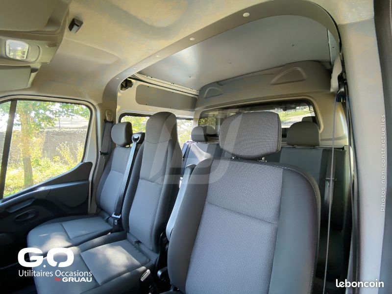 Renault Master (III) Cabine approfondie 4 places | 2.3 Blue dCi 135ch | 3T5 L2H2 | 7 personnes transportées + Kit bois by Gruau | à partir de 667/mois (image 7)