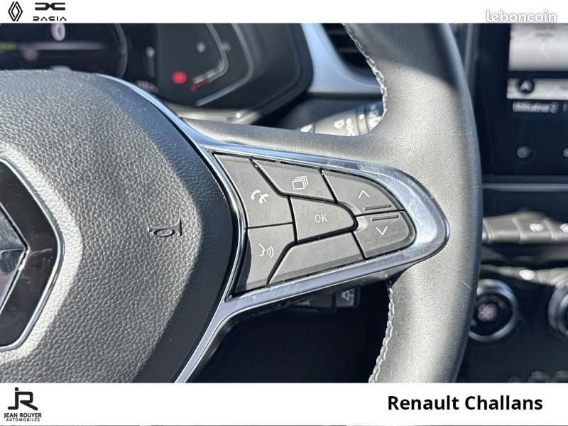 Renault Captur 1.6 E-Tech hybride 145ch Techno (image 19)