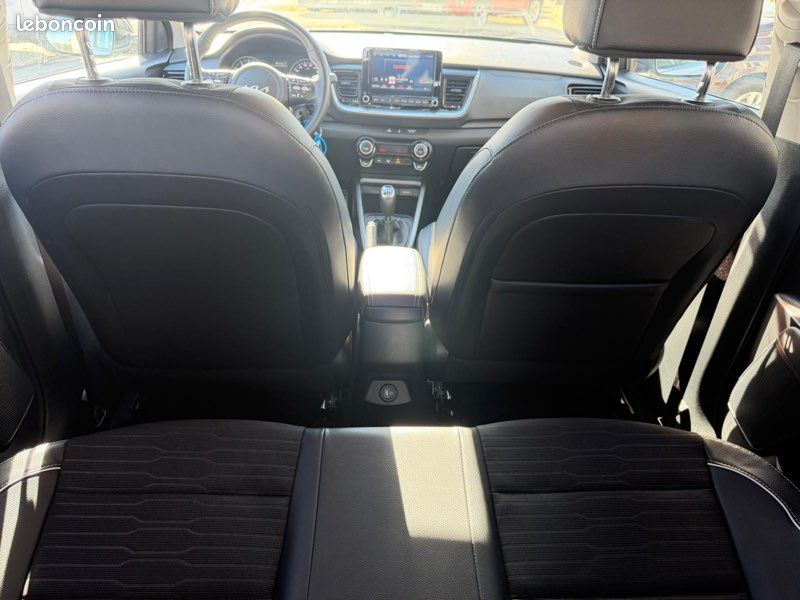 Kia stonic gt line 100ch bvm6 39.000 kms excellent état 1 main (image 12)