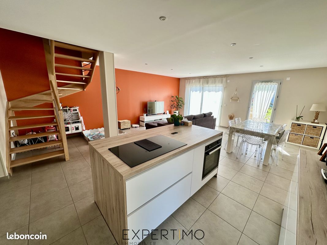Maison 4 pièces 100 m² · à Hières-sur-Amby · 100 m² · 329 000 €
