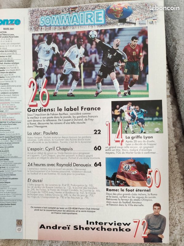 MAGAZINE FOOTBALL DE ONZE MONDIAL N° 102 . EN BON ETAT AVEC POSTER + FICHES