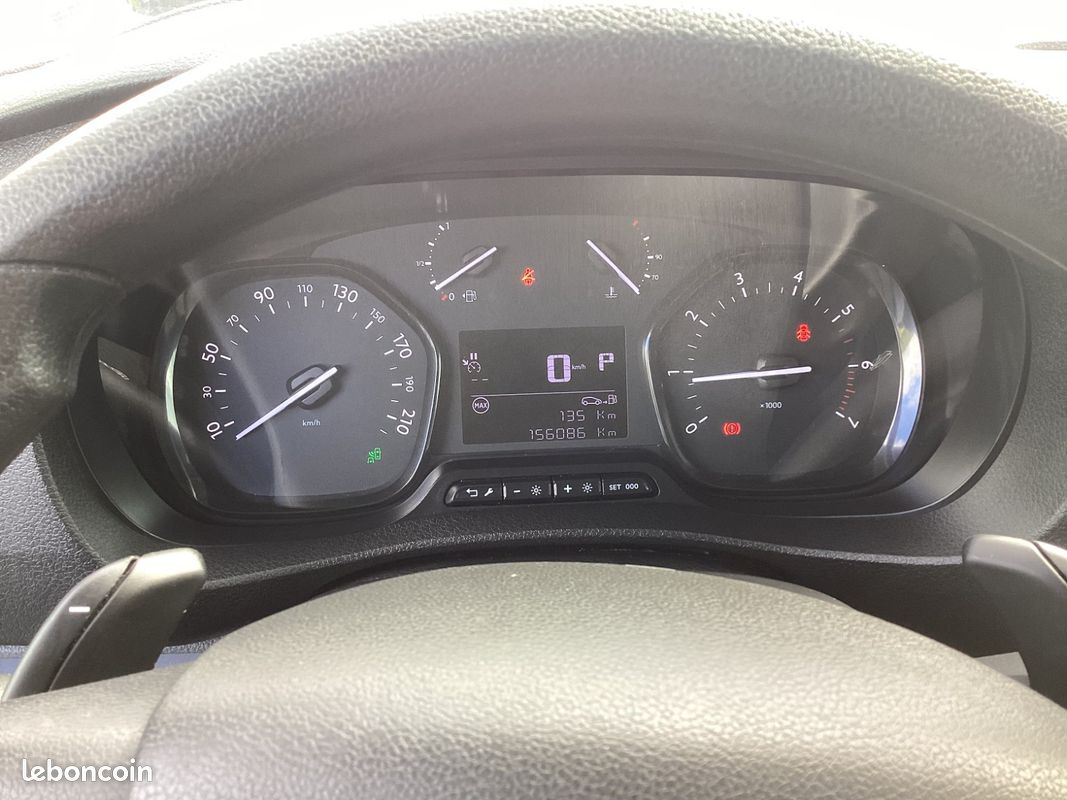 Citroën JUMPY FOURGON Driver XL HDI 180 BOITE AUTO (image 11)
