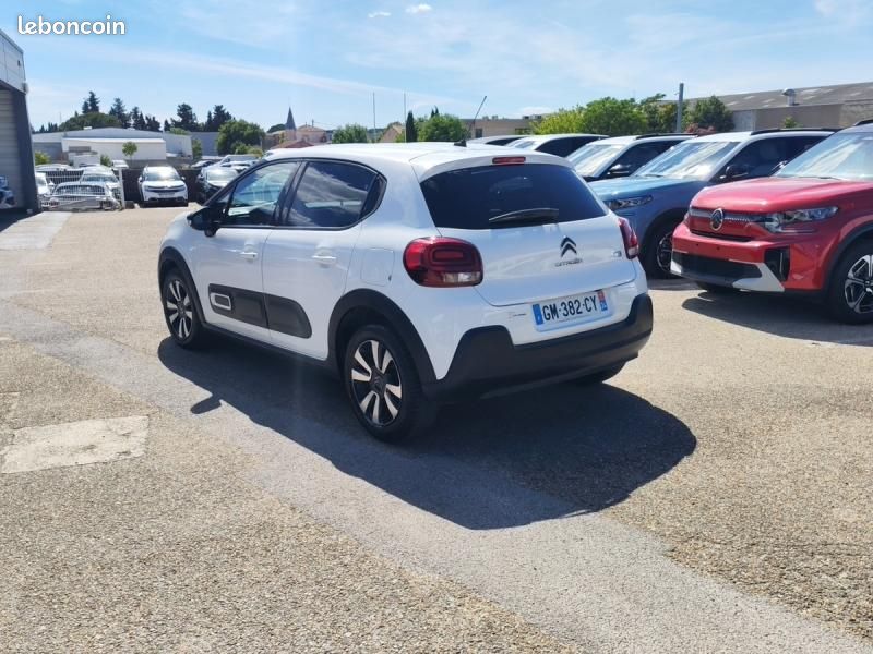 Citroen C3 1.2 PureTech 110ch S&S Shine 120-123g (image 3)