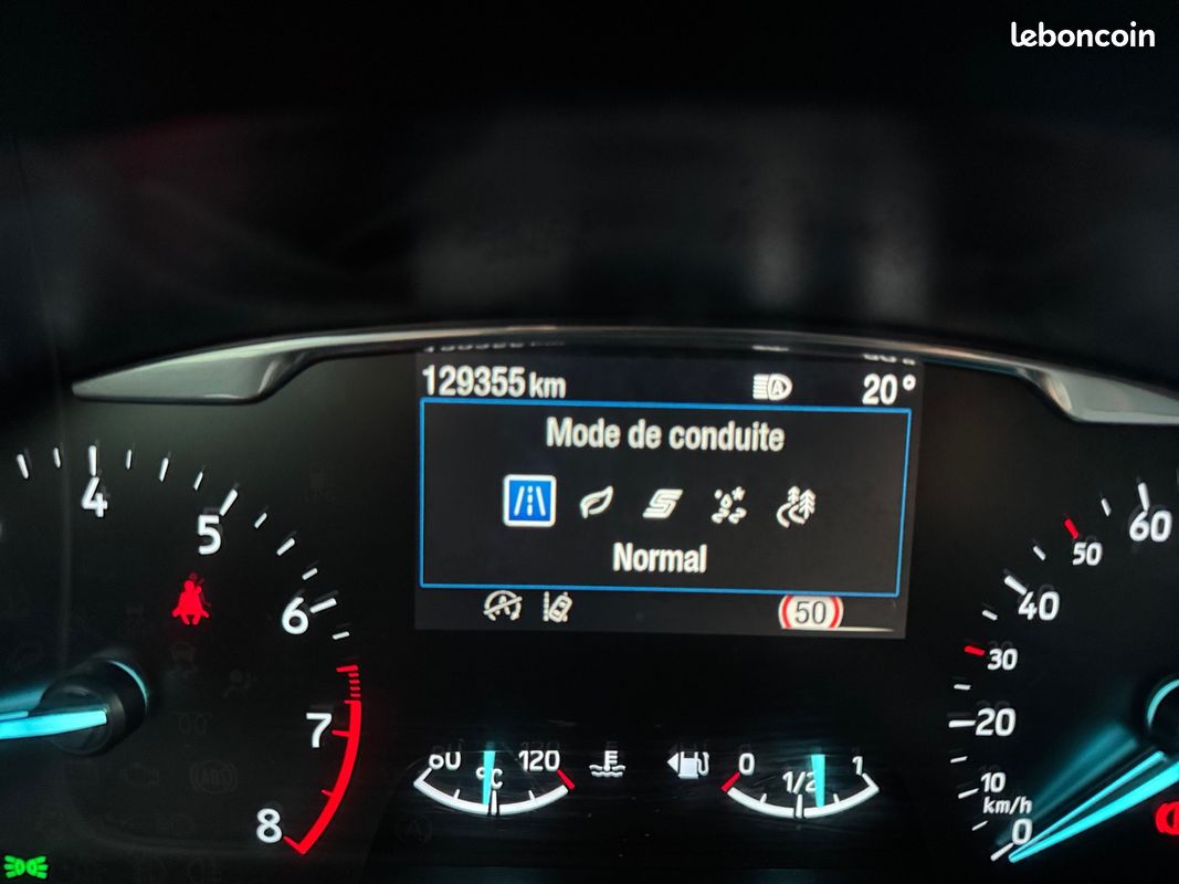 FORD PUMA 155 ch mHEV SS BVM6 Titanium CarPlay Enceinte BO Radar de recul Garantie 12 Mois Europe (image 23)
