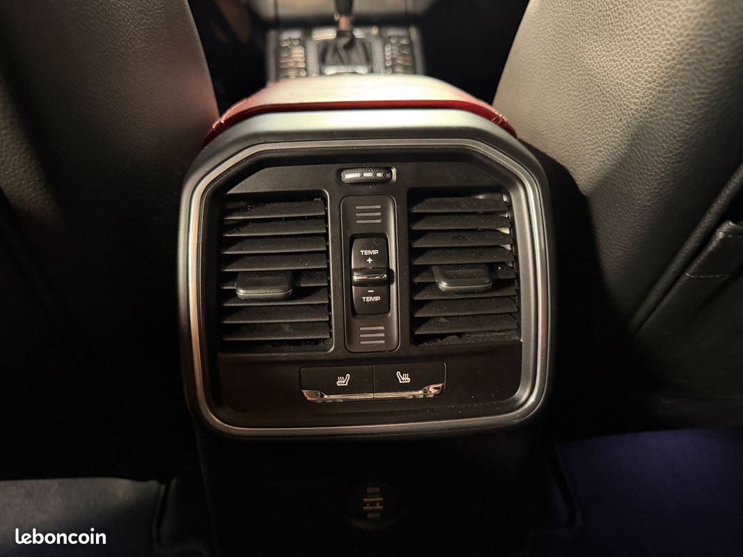 PORSCHE MACAN 2.0 250ch PDK / SUIVI COMPLET PORSCHE / TOIT OUVRANT / APPLE CARPLAY (image 20)