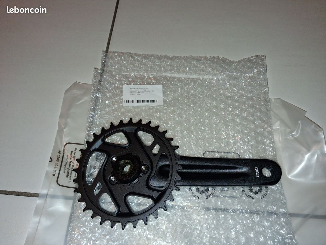 TRACER MTB Kurbelgarnitur Kurbelset Sugino Shimano Kettenblätter 170mm 736g Kult