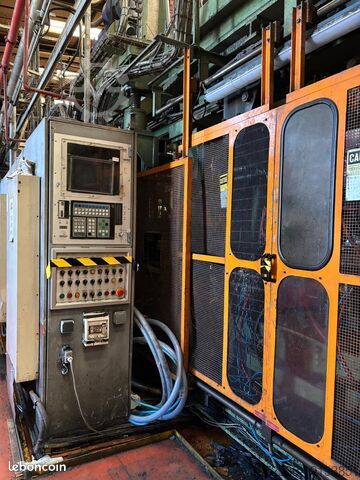 Machine d'injection soufflage BEKUM BA200 (image 3)