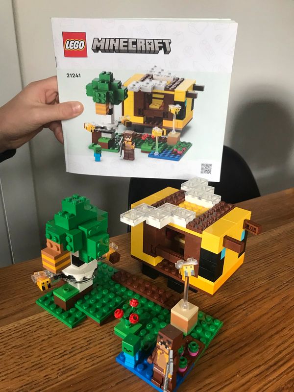 Lego Minecraft La cabane Abeille - Jeux & Jouets