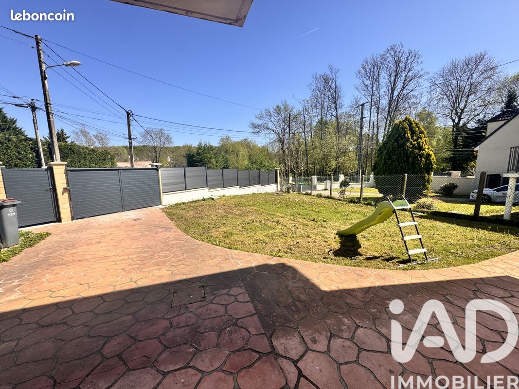 Maison 5 pièces 117 m² · à Quincy-sous-Sénart · 117 m² · 385 000 €