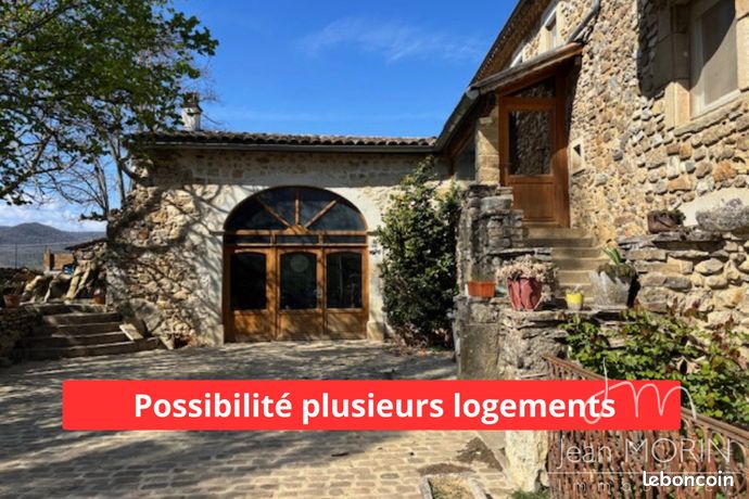 Propriété 10 pièces 344 m²