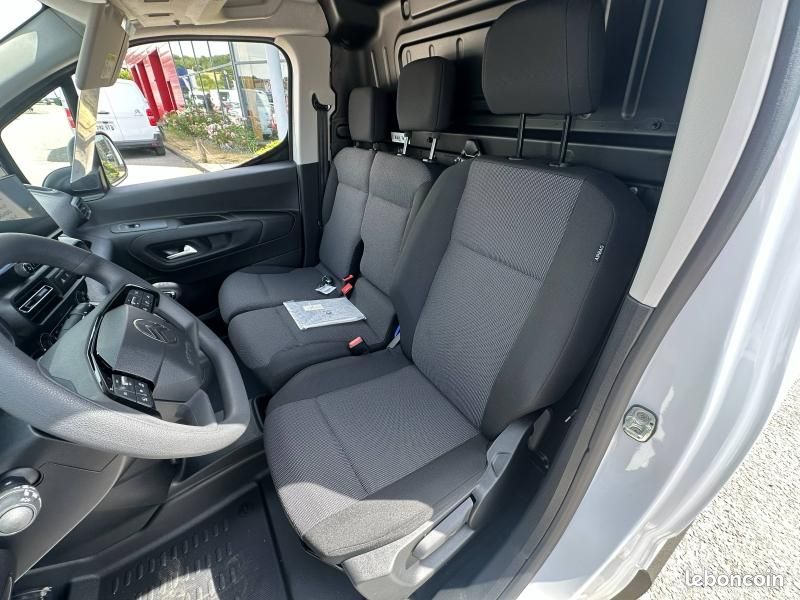 Citroen Berlingo Van M 650kg BlueHDi 100ch S&S Pack Premium Connect (image 2)