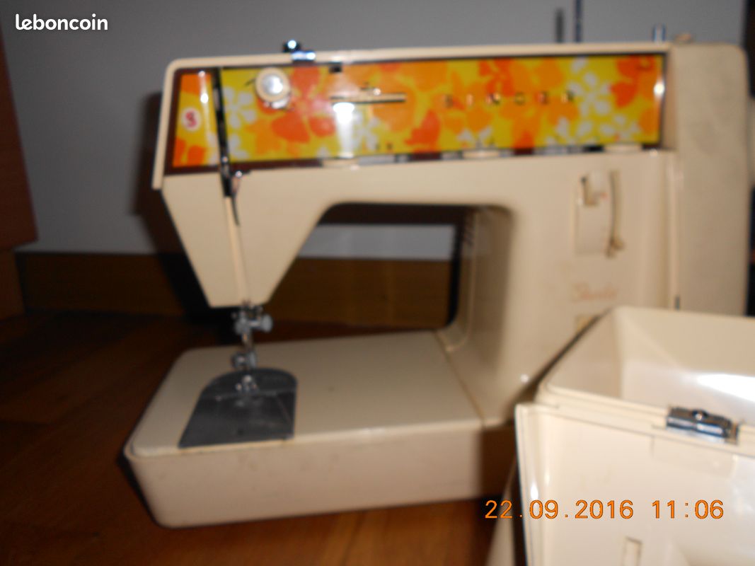 Machine à coudre (image 1)