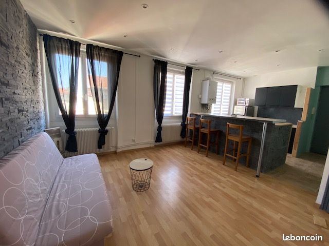 Appartement 3 pièces 51 m² · à Saint-Étienne · 51 m² · 550 €