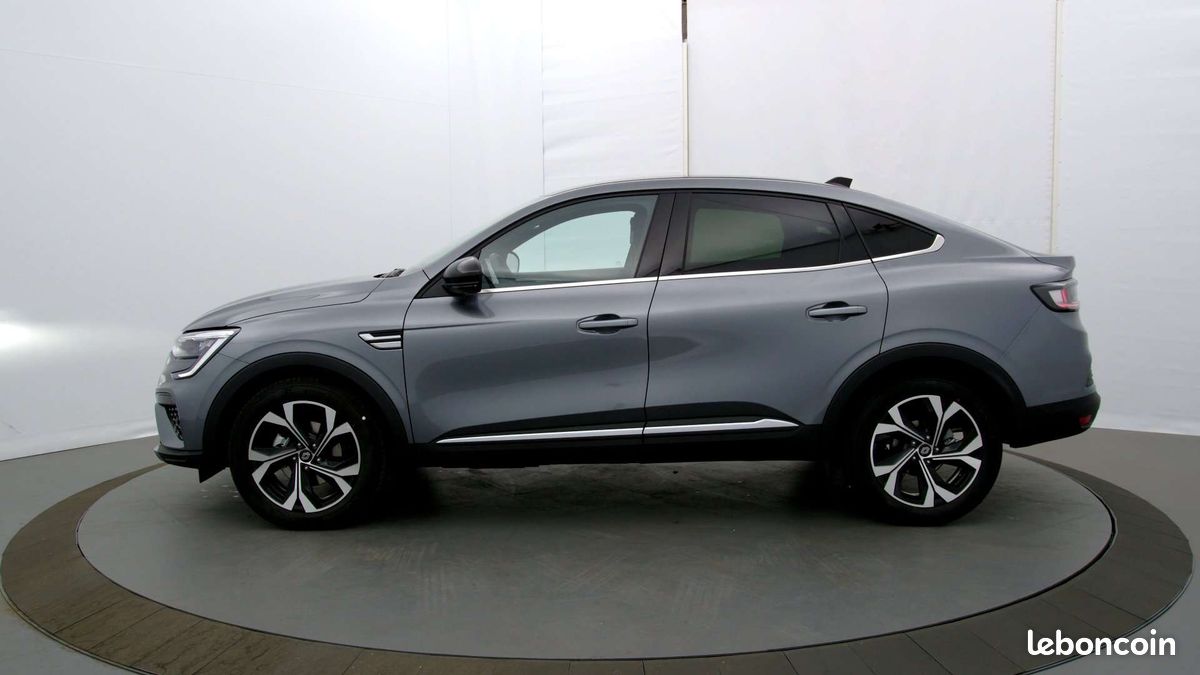 Renault arkana e tech full hybrid 145 gsr2 techno (image 4)