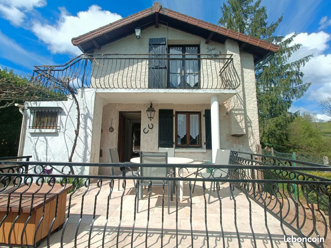 Maison 5 pièces 77 m² · à Chauffailles · 77 m² · 75 000 €