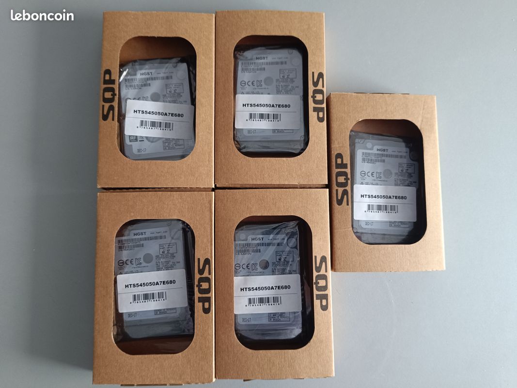 LOT DE 4 disques durs Hitashi et Toshiba (250, 320 et 500 Go) EUR 20,00