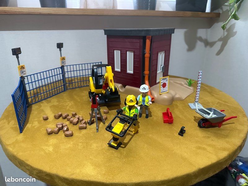 sympa mini-pelleteuse et chantier 70443 Playmobil ( travaux , ouvrier