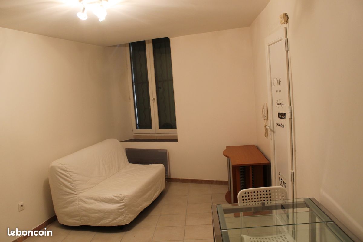 Appartement 2 pièces 30 m² · à Nîmes · 30 m² · 550 €
