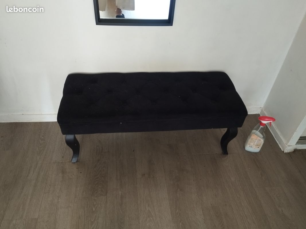 Je vent un banc blanc d'entrée (image 1)