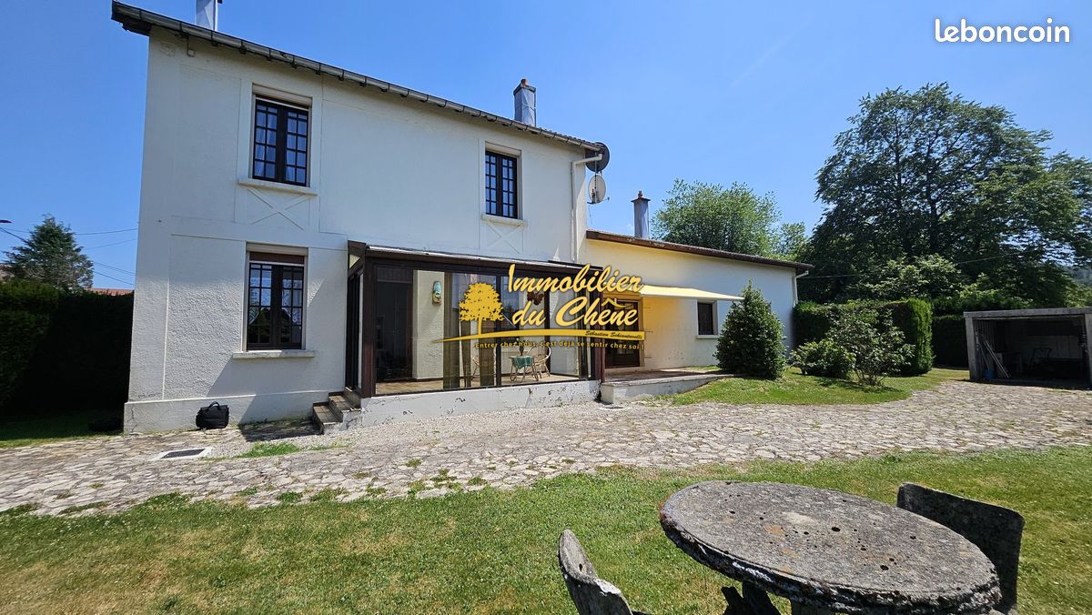 Maison 6 pièces 111 m² · à Ronchamp · 111 m² · 100 000 €