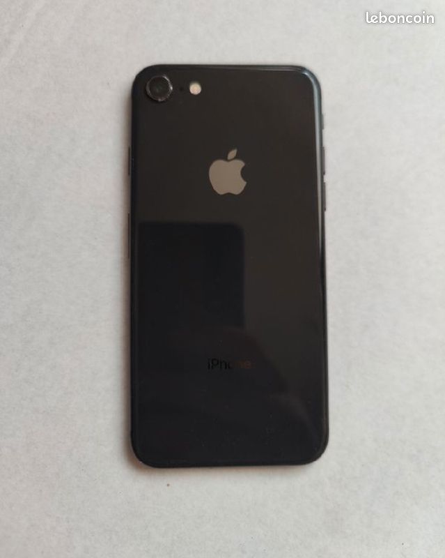 IPhone 8 (image 1)