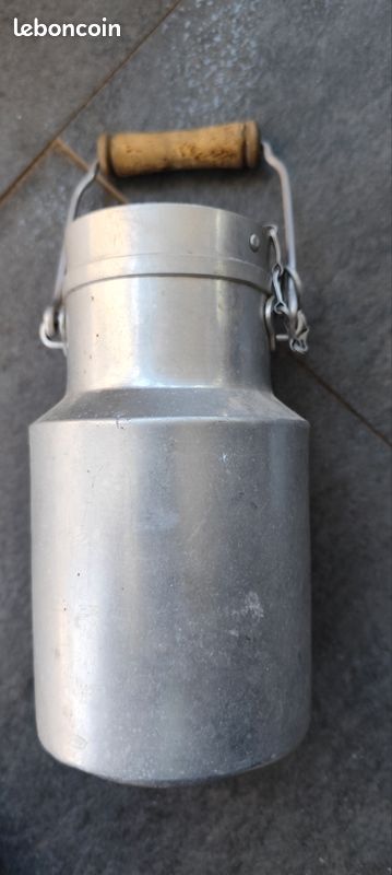 Pot à Lait Aluminium TOURNUS (image 1)