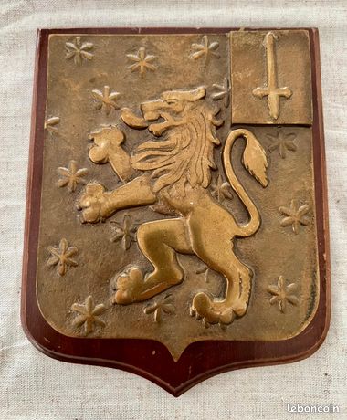Insigne TB515 Bâtiment Commandement Ravitaillement MARNE - Badge Marine Française, Occasion