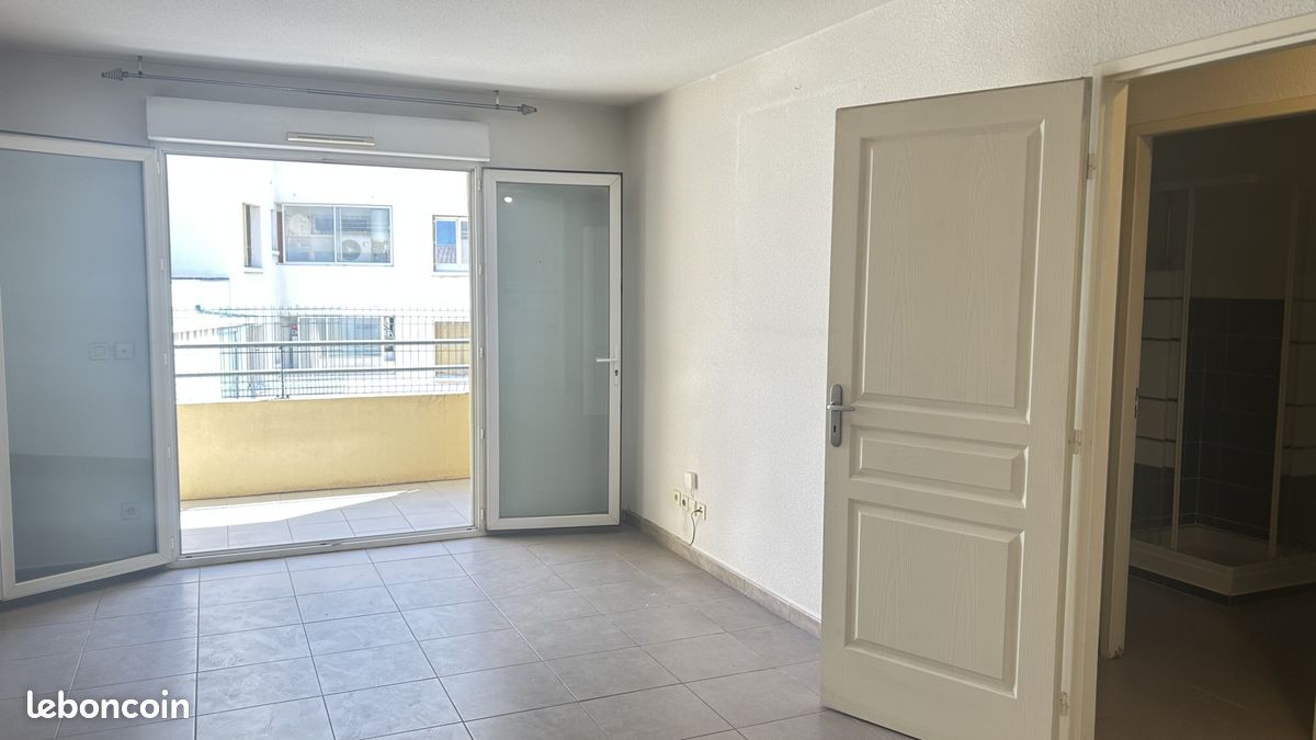 Appartement 3 pièces 65 m² · à Toulon · 65 m² · 850 €