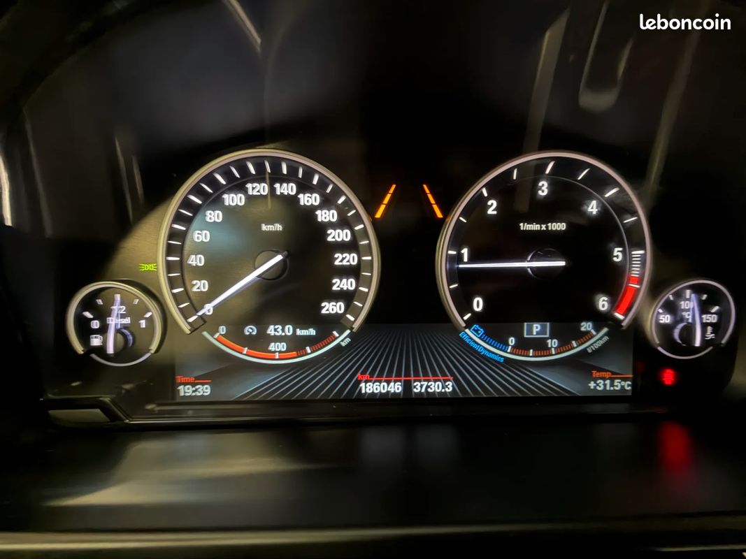 BMW X5 25DA 218ch M Sport - GARANTIE 12 MOIS - CarPlay - Toit ouvrant - Suivi complet (image 11)