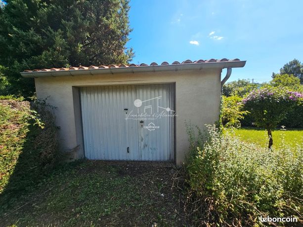 Terrain 1 014 m² Aussillon