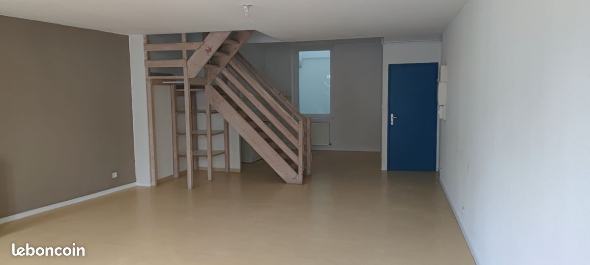 Appartement 3 pièces 81 m² · à La Réole · 81 m² · 513 €/mois
