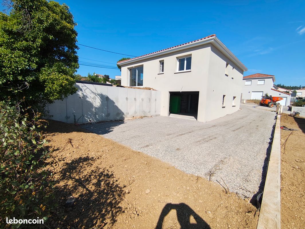 Maison 5 pièces 95 m² · à Millau · 94,5 m² · 325 000 €