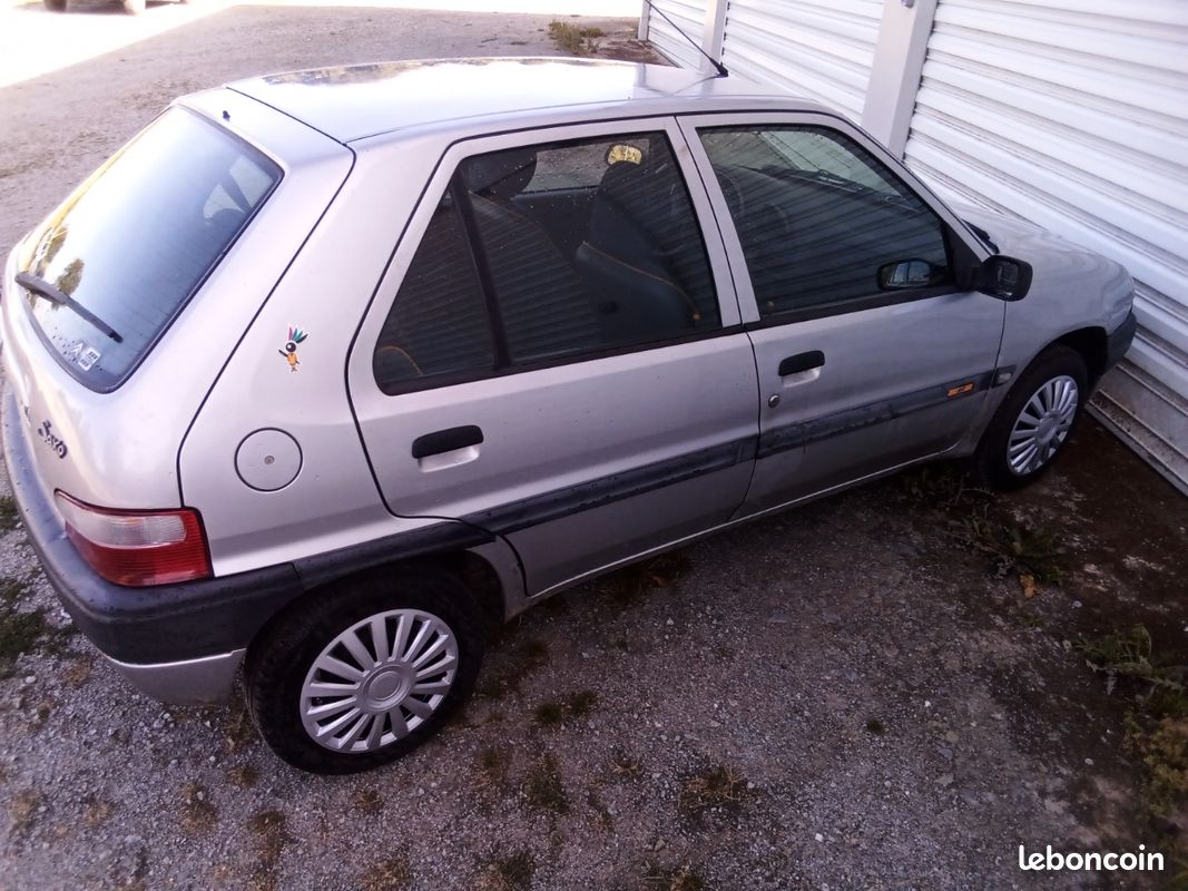 Saxo 1.1 révisée c.t ok seulement 81900 kms garantie 3 mois (image 3)