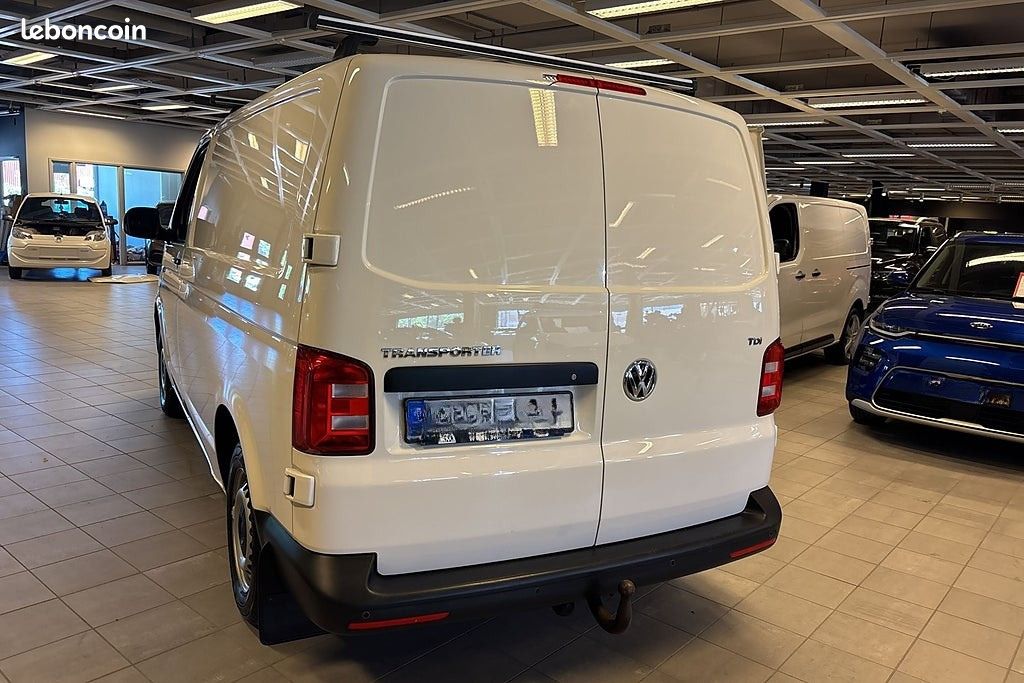 Volkswagen TRANSPORTER T6 2L TDI 150CH DSG7 L1H1 SUIVI COMPLET VW chauffage auxiliaire+attelage (image 3)