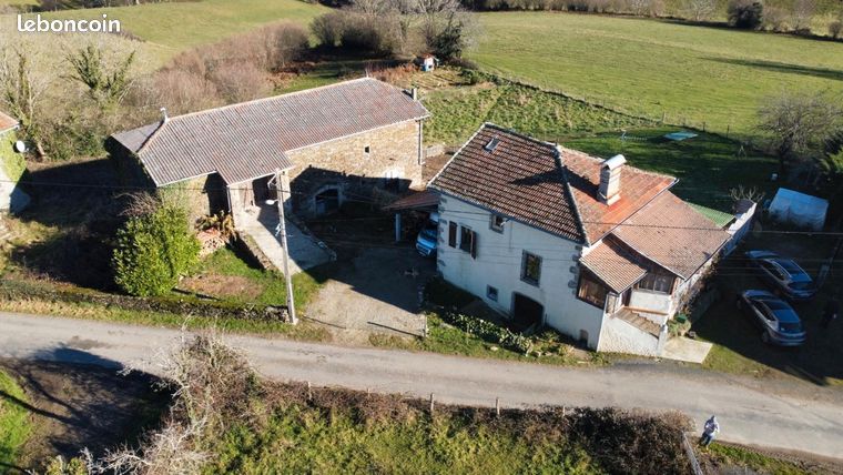 Maison grange terrain 2700m