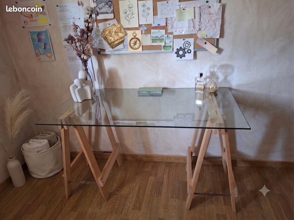 Bureau Ikea état NEUF avec tréteaux et vitre (image 1)