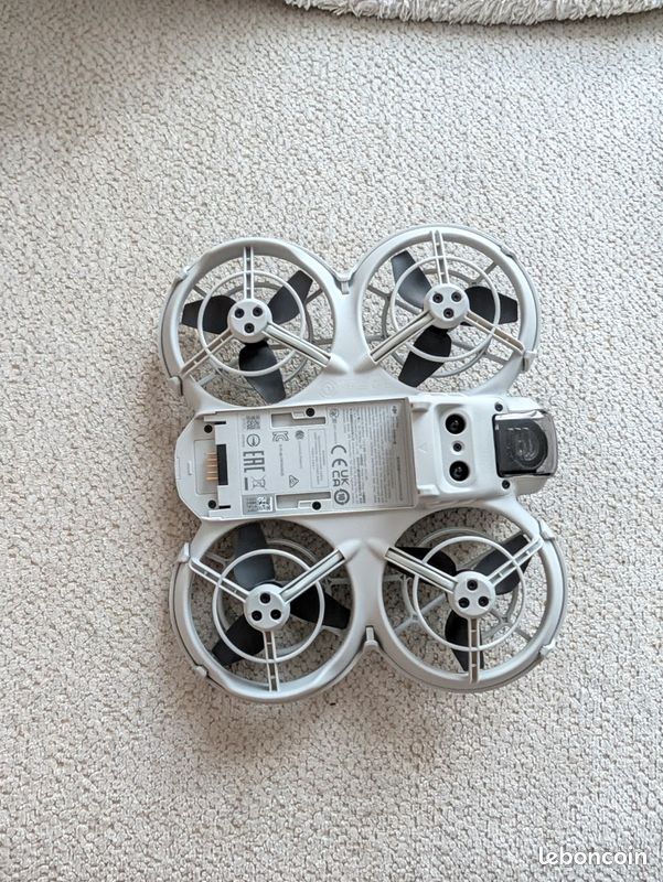 ​[TRÈS BON ÉTAT] Pack Drone DJI Neo Motion Fly More Combo (Casque + Motion Controller)
​Prix (image 4)