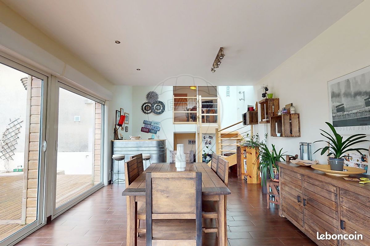 Maison 6 pièces 125 m² · à Orléans · 125 m² · 279 000 €