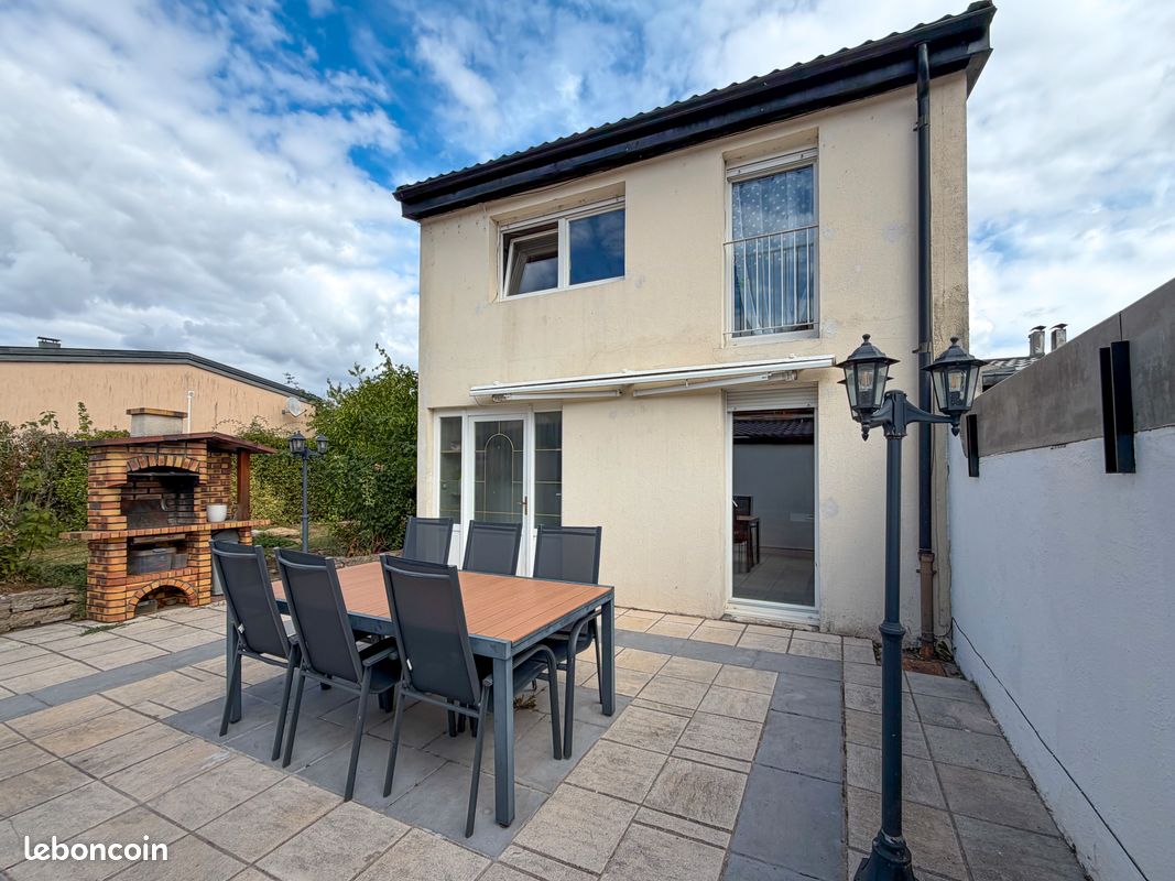 Maison 5 pièces 118 m² · à Rosières-aux-Salines · 118 m² · 215 000 €